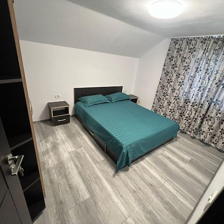 Apartament Casa Dragoeni Târgu Jiu Eksteriør billede