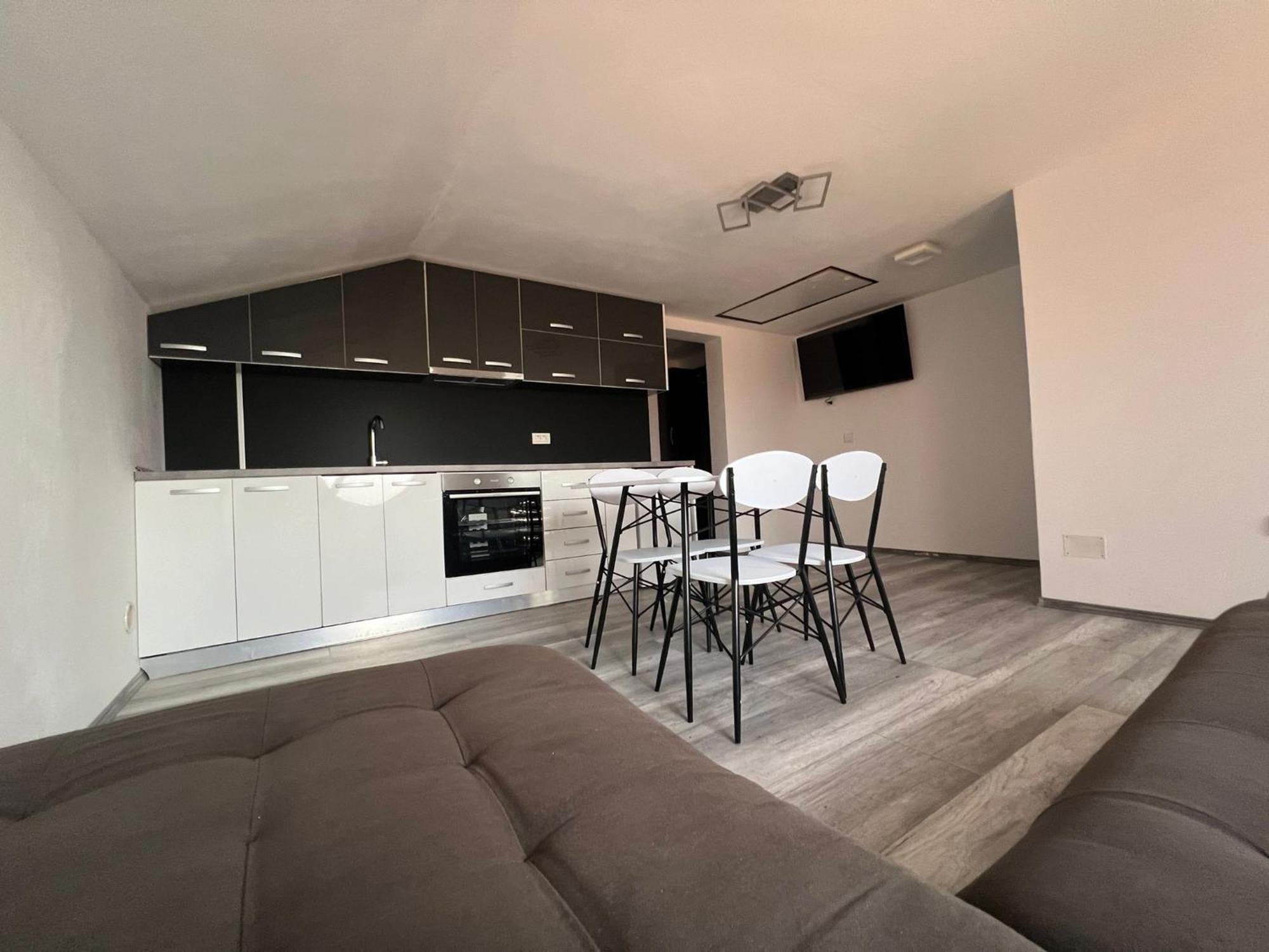 Apartament Casa Dragoeni Târgu Jiu Eksteriør billede